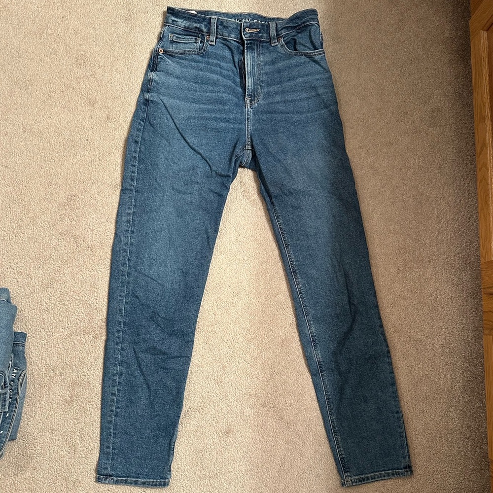 American Eagle Mom Jeans, size 2 LONG